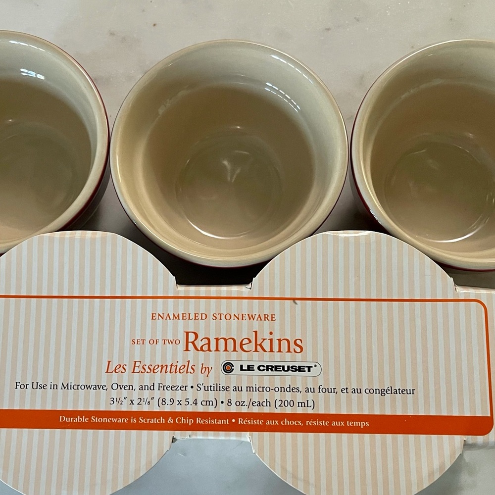 Red Le Creuset Ramekins New with Box. - Picture 3 of 5